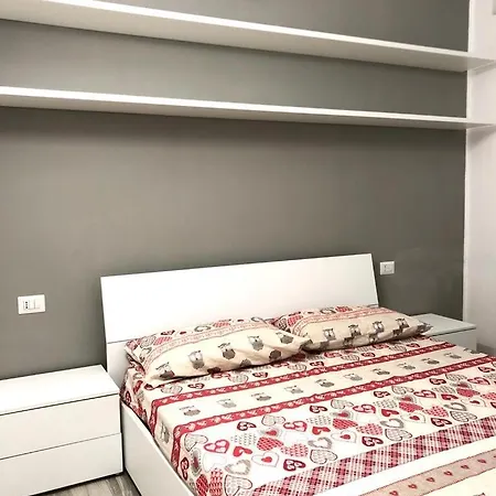 Very Modern In Navigli District شقة *